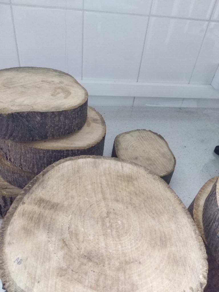 In search of lime wood to study the risk of crack development in sculptures